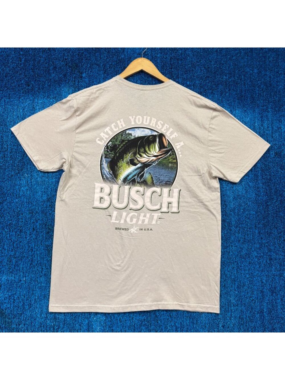 Busch Light Bass Beer Beige T-Shirt Size Large